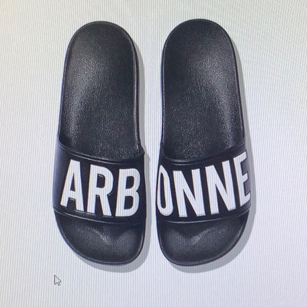 Arbonne slides Small/medium 6/7 New